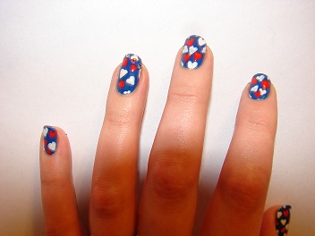 Kawaii Nail Art: Nautical Hearts